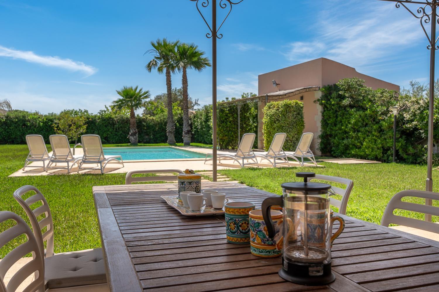 Villa Bouganville Con Piscina By Wonderful Italy Сиракузы Экстерьер фото